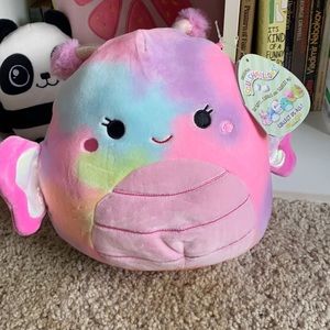 iris 8” squishmallow